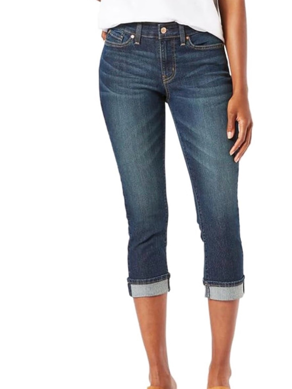 Levi Strauss Signature Gold Women's Mid Rise Slim Fit Capris - Size 22 (W 36)